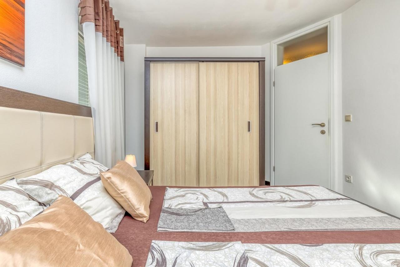 Apartments Kardumovic Kukci Exterior photo
