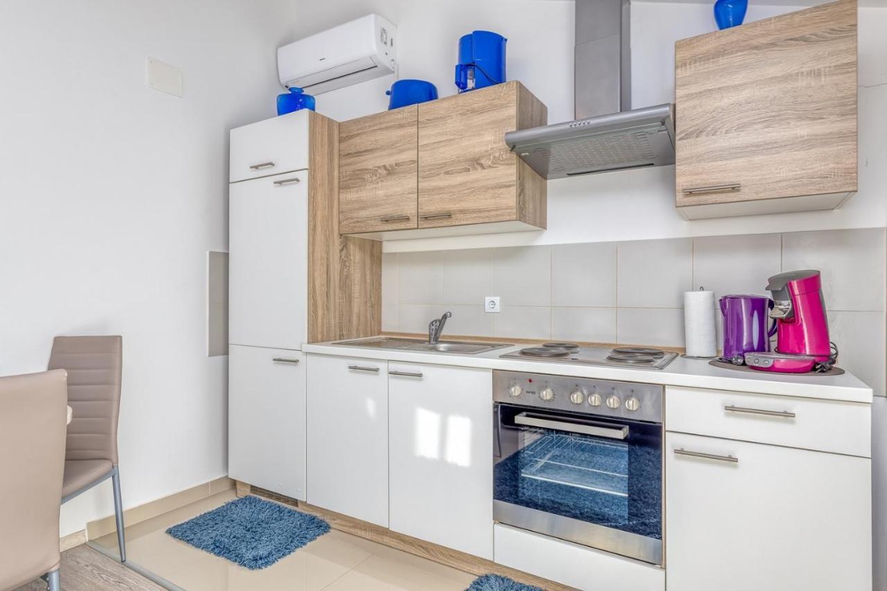 Apartments Kardumovic Kukci Exterior photo